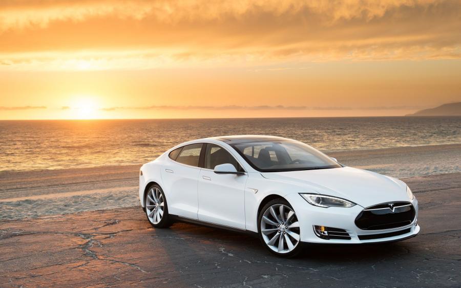  Tesla Model S 2012 года  (фото 83 из 88)